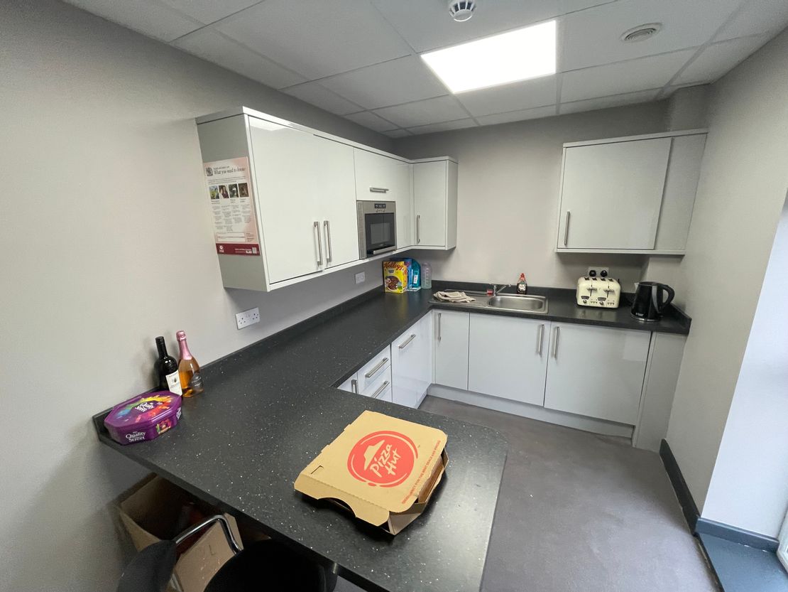 First Floor Offices, White Rose Retail Centre, White Rose Way, Doncaster, South Yorkshire, DN4 5FT