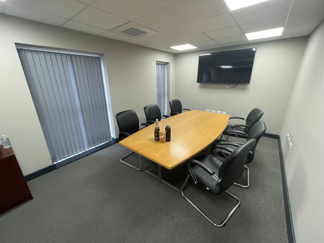 First Floor Offices, White Rose Retail Centre, White Rose Way, Doncaster, South Yorkshire, DN4 5FT