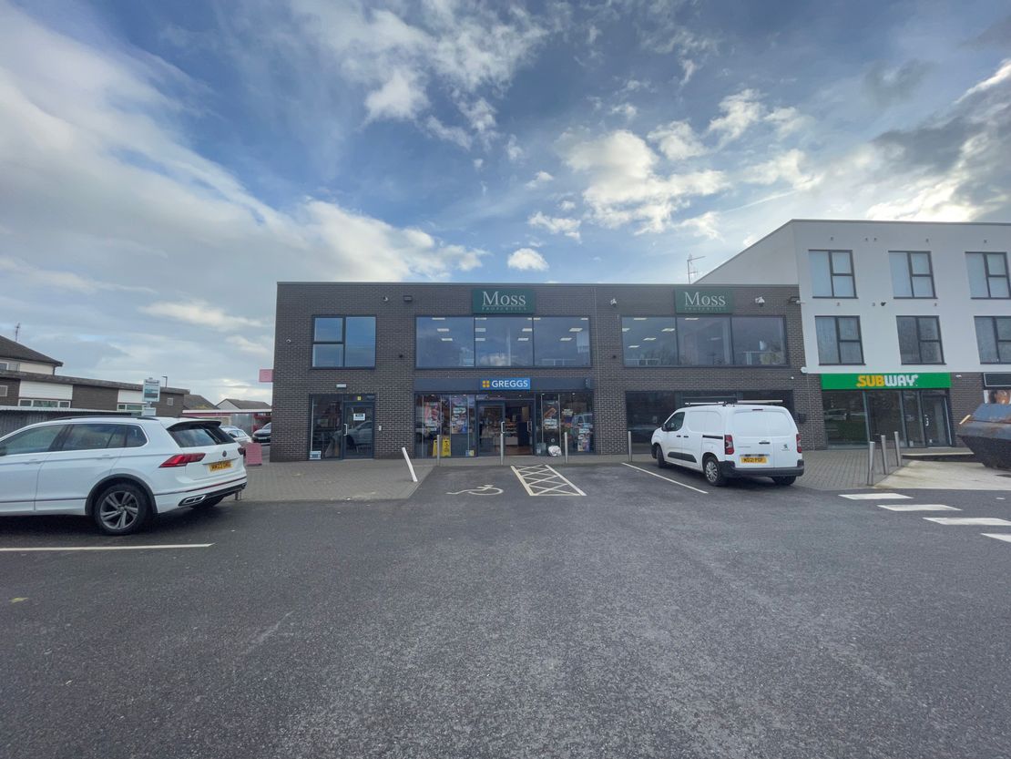 First Floor Offices, White Rose Retail Centre, White Rose Way, Doncaster, South Yorkshire, DN4 5FT