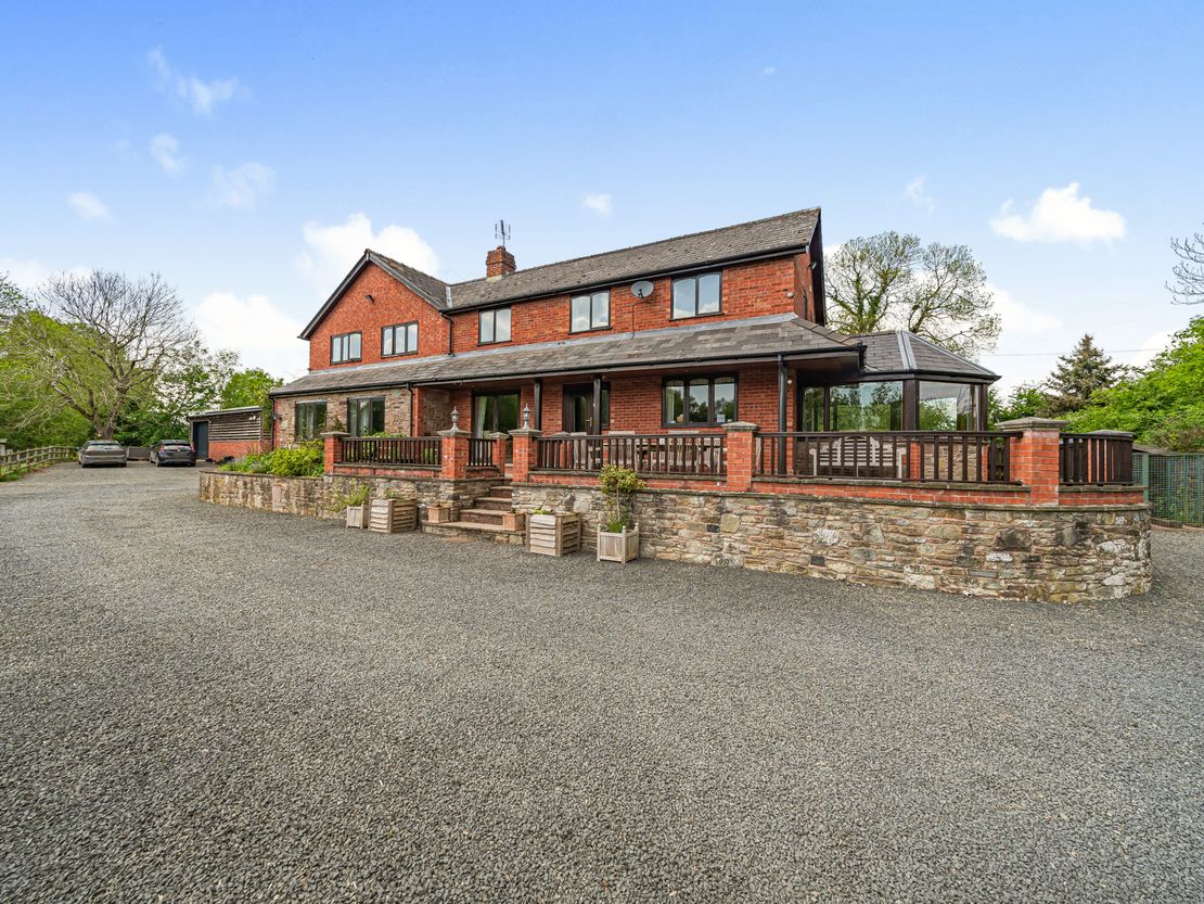 The Vallets, Waterloo Lane Kinnersley To A438 Letton, Letton, West Midlands, HR3 6DN