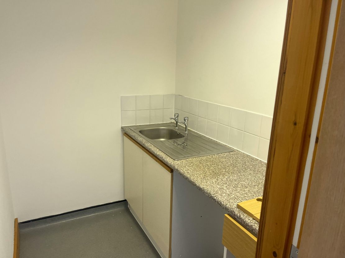 Unit 4 Clock Court, Campbell Way, Dinnington, S25 3QD