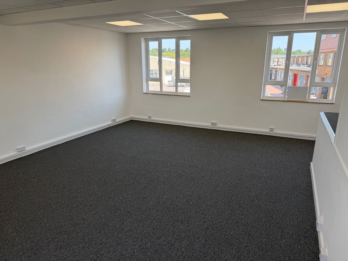 Unit 53 Milford Trading Estate, Milford Road, Reading, RG1 8LG