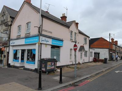 Property Image for 119 Wokingham Road & 1 Pitcroft Road, Reading, RG6 1LH