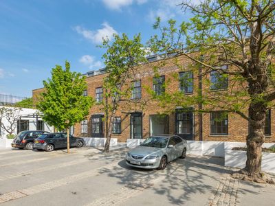 Property Image for Holbrooke Studio, Holbrooke Place, Richmond TW10 6UD