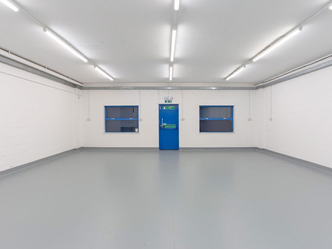 Unit 10 Saxon Business Centre, Windsor Avenue, Wimbledon SW19 2RR