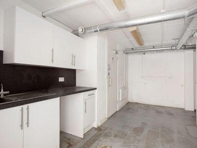 Property Image for 583 Fulham Road, Fulham SW6 5UQ