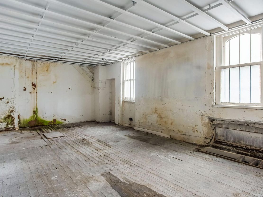 78b North End Road, West Kensington W14 9ES