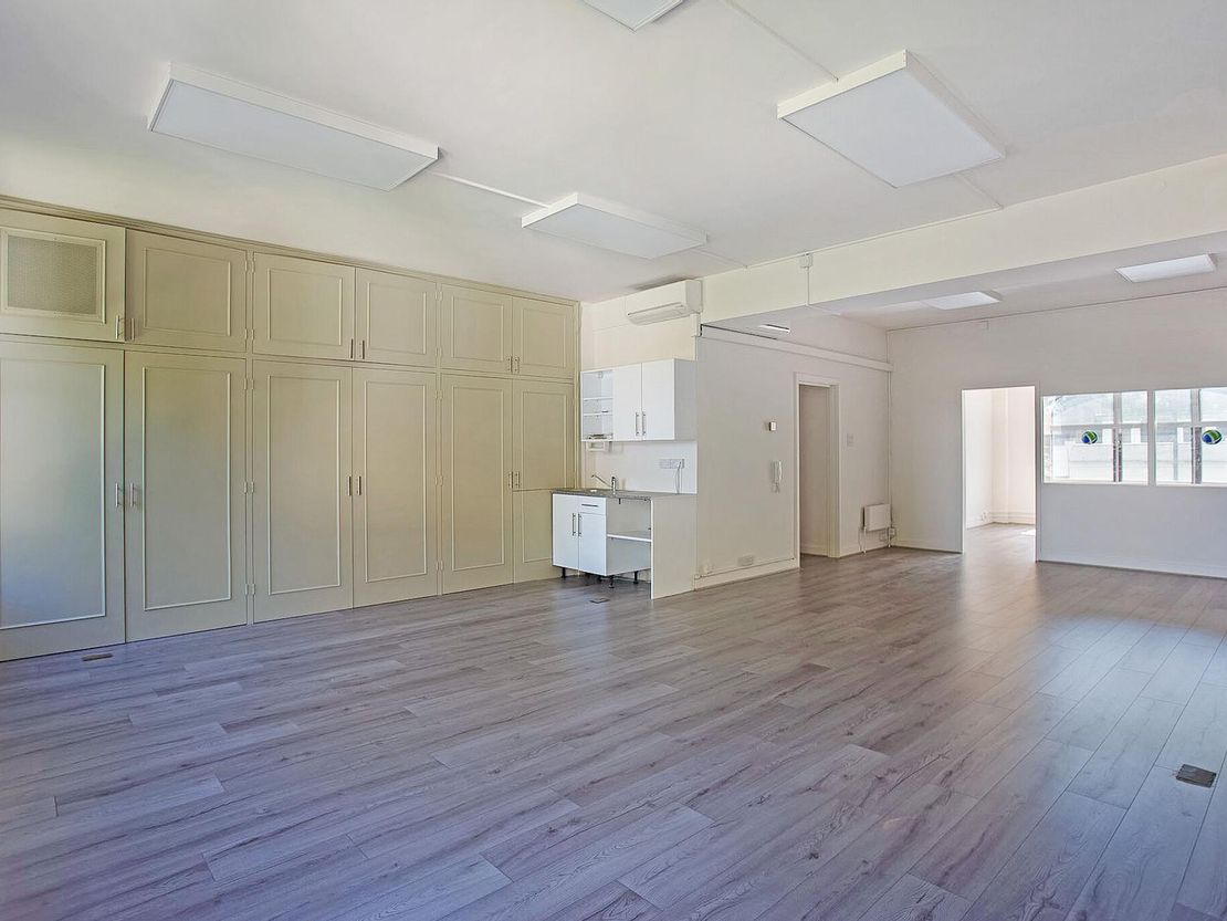 15 Harwood Road, Fulham SW6 4QP