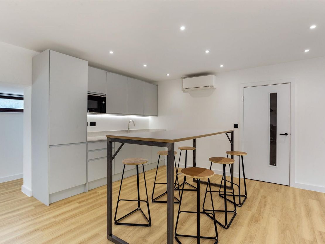 Suite 1 Exhibition House, Addison Bridge Place, Olympia W14 8XP