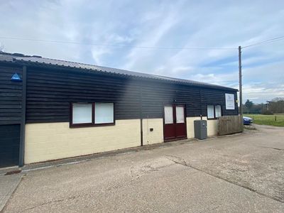 Property Image for 4 Childs Court Farm, Ashampstead Common, Reading, Berkshire, RG8 8QT