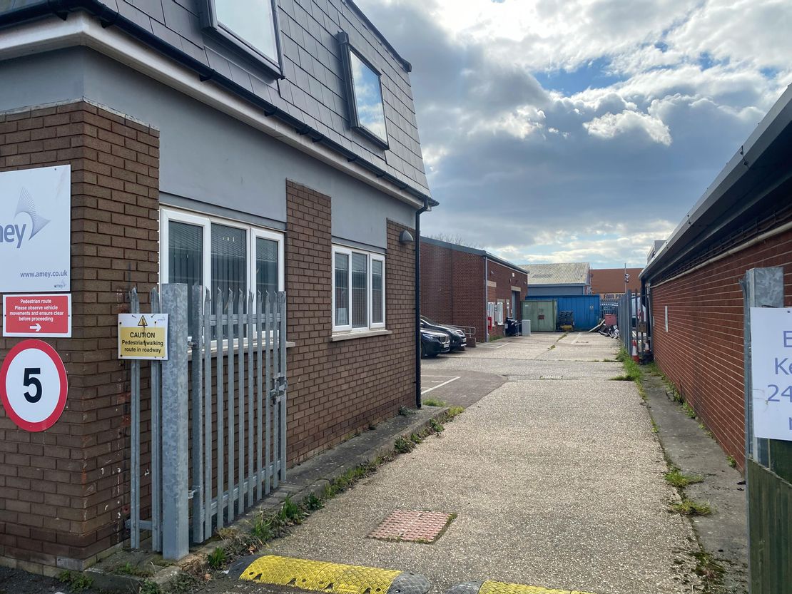 27 Marsh Green Road East, Marsh Barton Trading Estate, Exeter, EX2 8PQ
