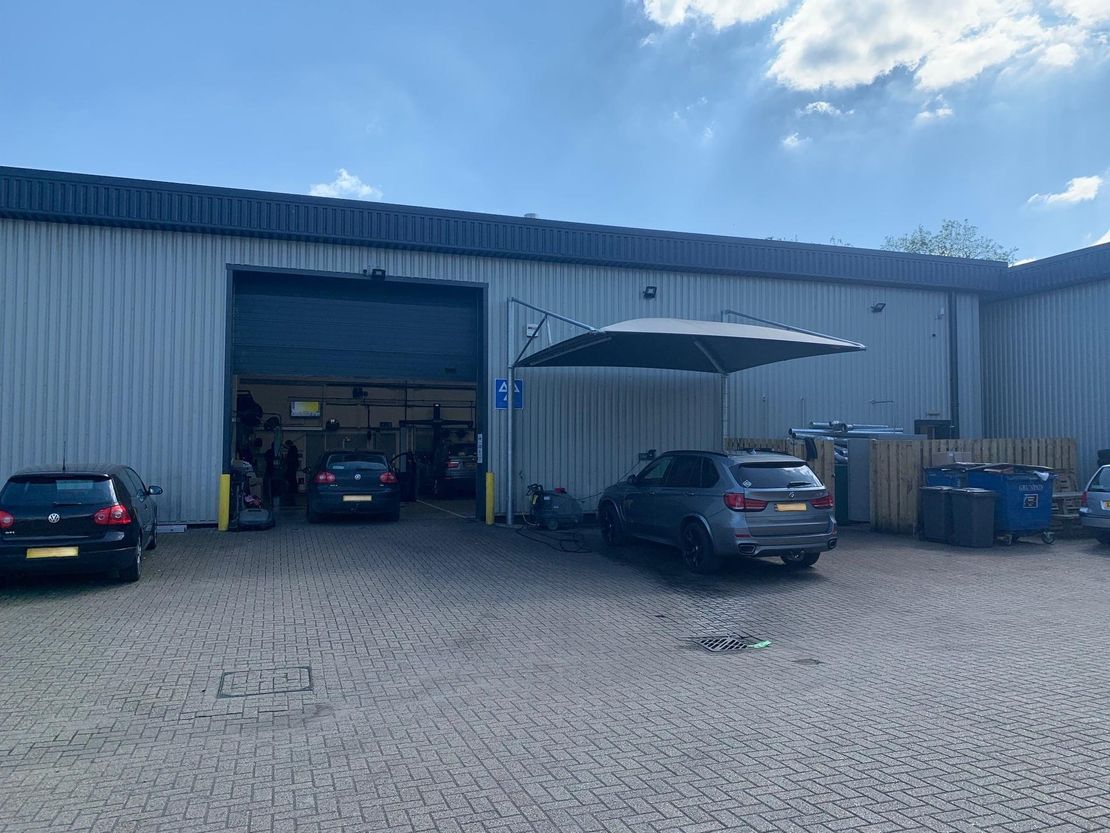 Unit 4 Pipers Court, Berkshire Drive, Thatcham, RG19 4ER