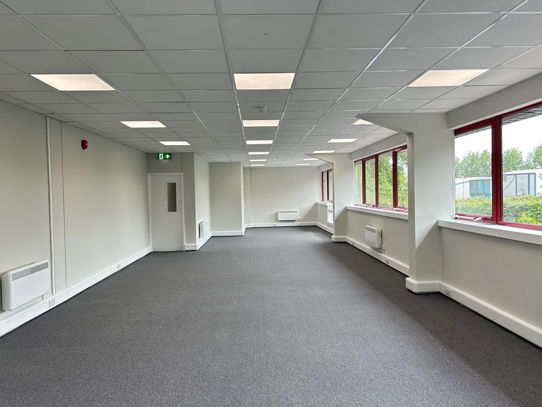 Unit 4 Pipers Court, Berkshire Drive, Thatcham, RG19 4ER