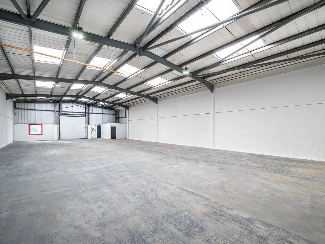 Unit 21 Riverpark Industrial Estate, Ampere Road, Newbury, RG14 2DQ