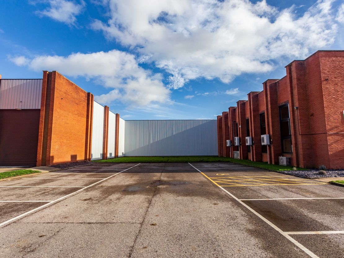 Unit D Kennetside Industrial Estate, Bone Lane, Newbury, RG14 5PX