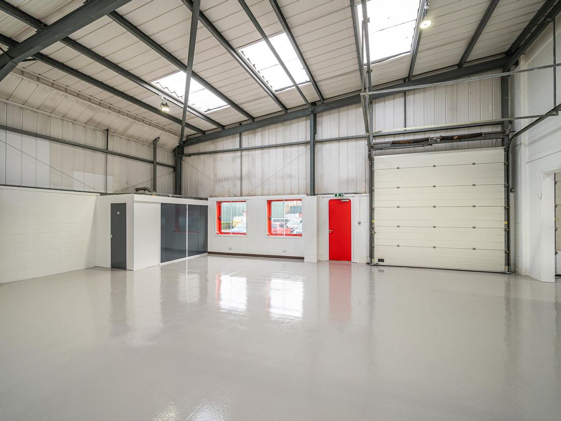 Riverpark Industrial Estate, Ampere Road, Newbury, RG14 2DQ