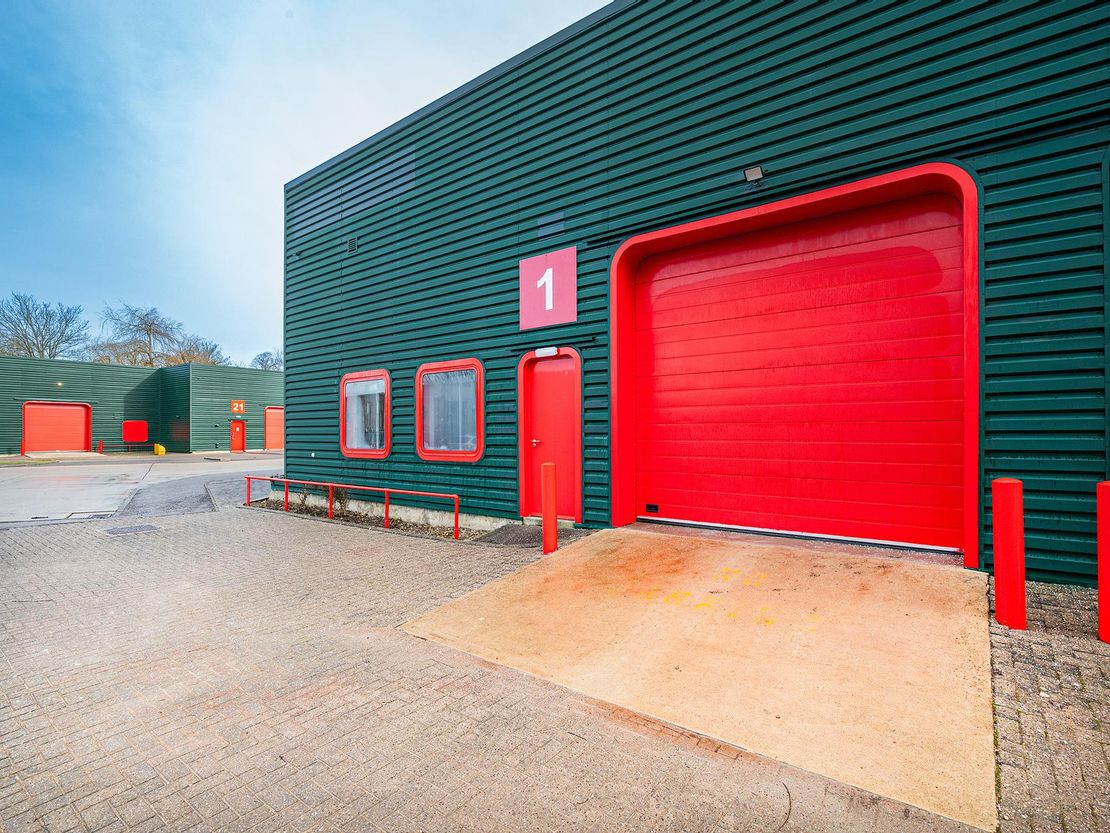 Riverpark Industrial Estate, Ampere Road, Newbury, RG14 2DQ