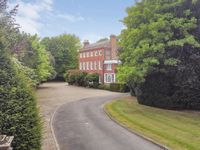 Property Image for Hare Hatch Grange, Bath Road, Hare Hatch, Reading, RG10 9SA