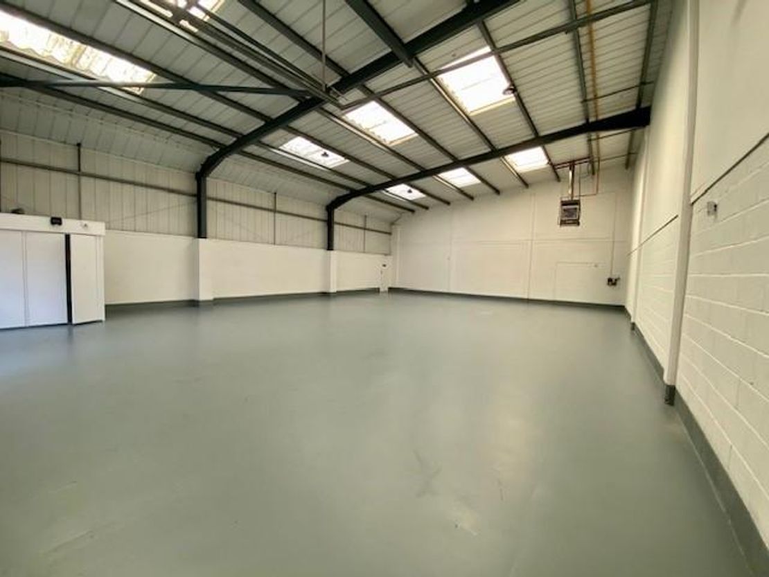 Unit 12 Riverpark Industrial Estate, Ampere Road, Newbury, RG14 2DQ