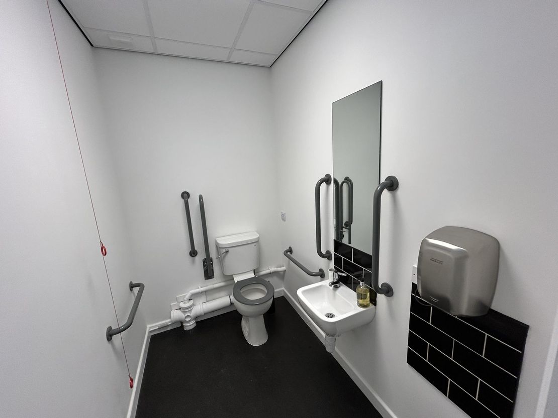 Units 4 & 5 Reading Trade Centre, 23 Rose Kiln Lane, Reading, RG2 0JZ