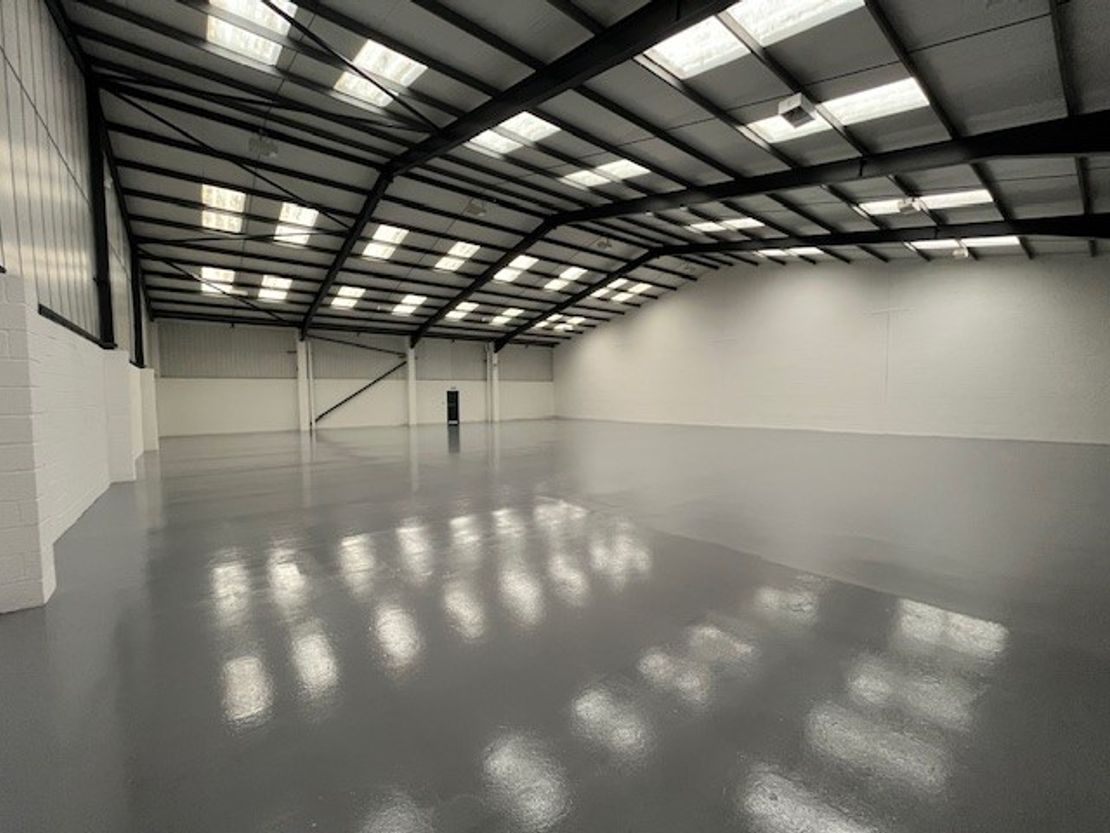 Unit 6 Multipark Norcot, Norcot Industrial Estate, Sterling Way, Reading, RG30 6HW