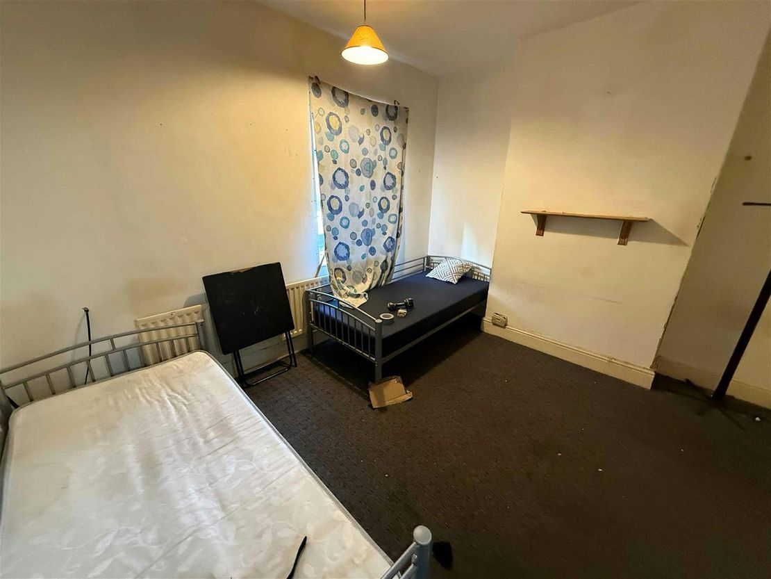 41 London Road, Chesterton, Newcastle Under Lyme, ST5 7EA