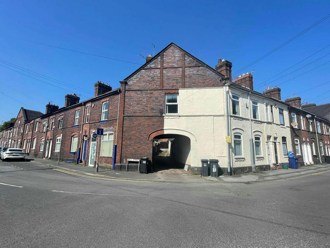 25-27 Well Street & 82 Garden Street, Newcastle, ST5 1BP