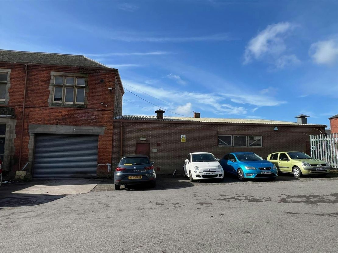Ceramic House, Hillcrest Street, Hanley, Stoke on Trent, ST1 2AA