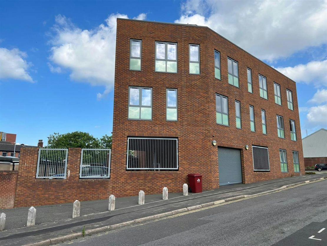 140 Broad Street, Hanley, Stoke-On-Trent, ST1 4HP