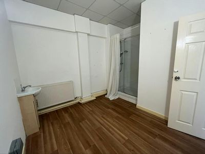 Property Image for 42 Town Road, Stoke-on-Trent, ST1 2JP