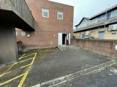 Property Image for 42 Town Road, Stoke-on-Trent, ST1 2JP
