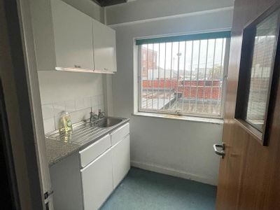 Property Image for First Floor, Suite 2, 79-79a High Street, Newcastle-under-Lyme, Staffordshire, ST5 1PS