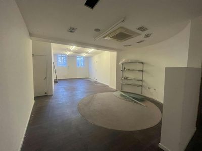 Property Image for 8 Tontine Square, Stoke-on-Trent, ST1 1NP