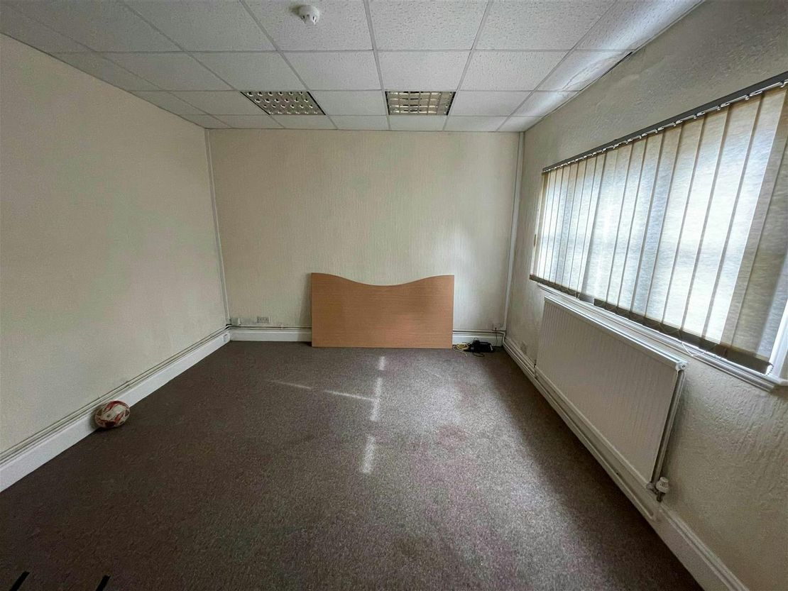 MIC House, 8 Queen Street, Newcastle-under-Lyme, ST5 1ED