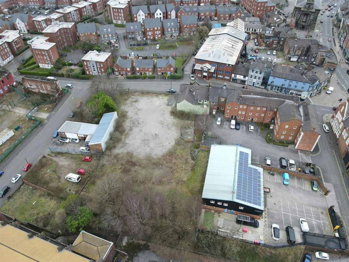 Westport Road, Burslem, Stoke-on-Trent, ST6 4RS
