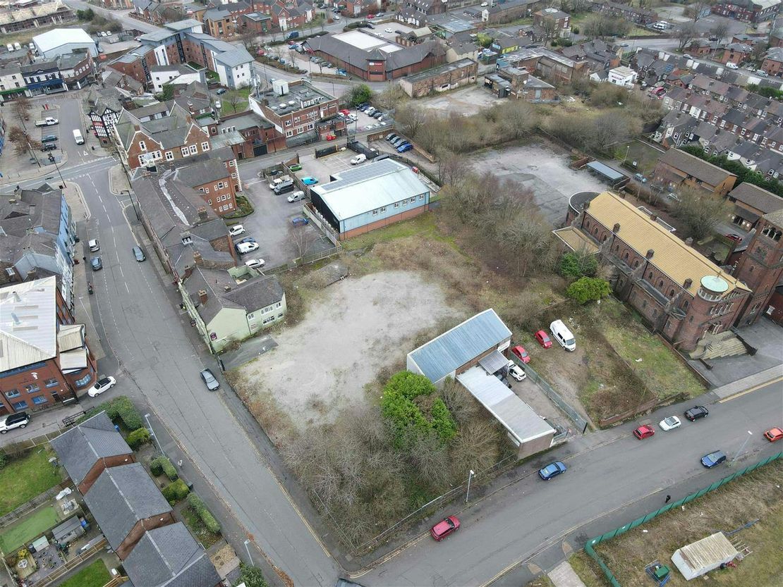 Westport Road, Burslem, Stoke-on-Trent, ST6 4RS