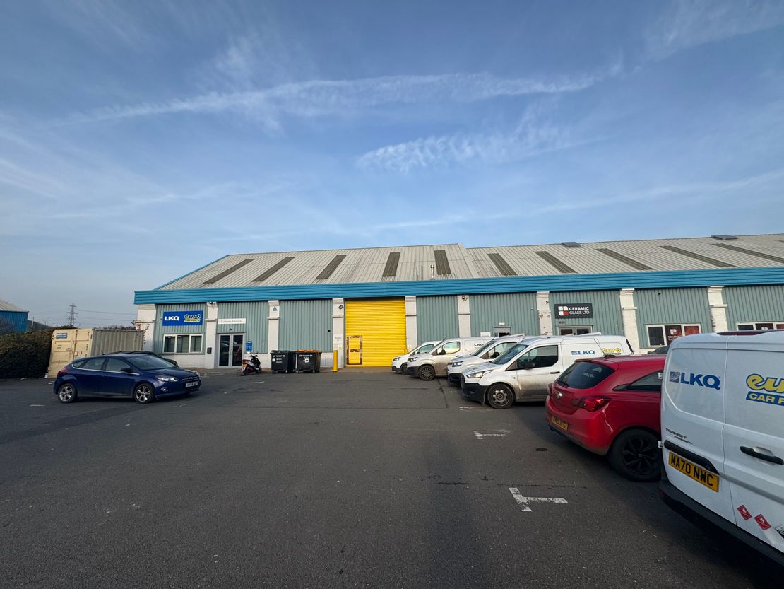 Unit 9, Falcon Business Park, Meadow Lane, Loughborough, Leicestershire, LE11 1HL
