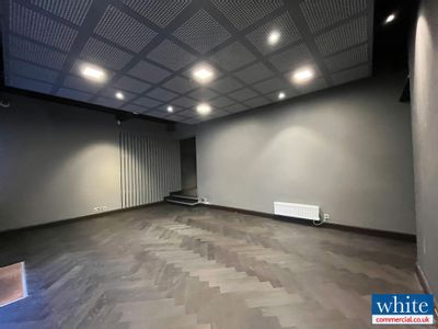 Property Image for 2B White Lion House, White Lion Shopping Walk, Banbury, OX16 5UD