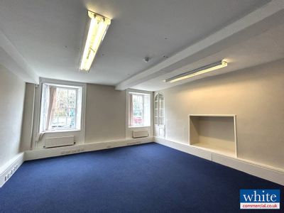 Property Image for 21 Horse Fair, Banbury, OX16 0AH