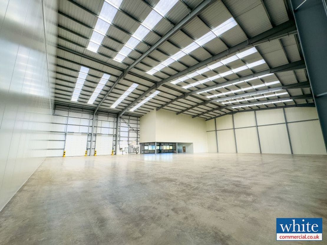 Unit 4 Cabot Bicester, Middleton Stoney Road, Bicester, OX26 1RT