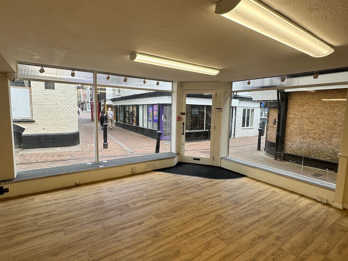 57 High Street, Ashford, TN24 8SG