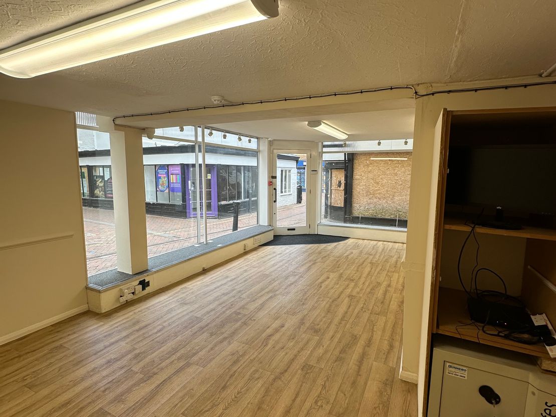 57 High Street, Ashford, TN24 8SG
