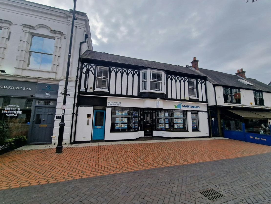 First Floor, 26 London Street, Basingstoke, RG21 7PG