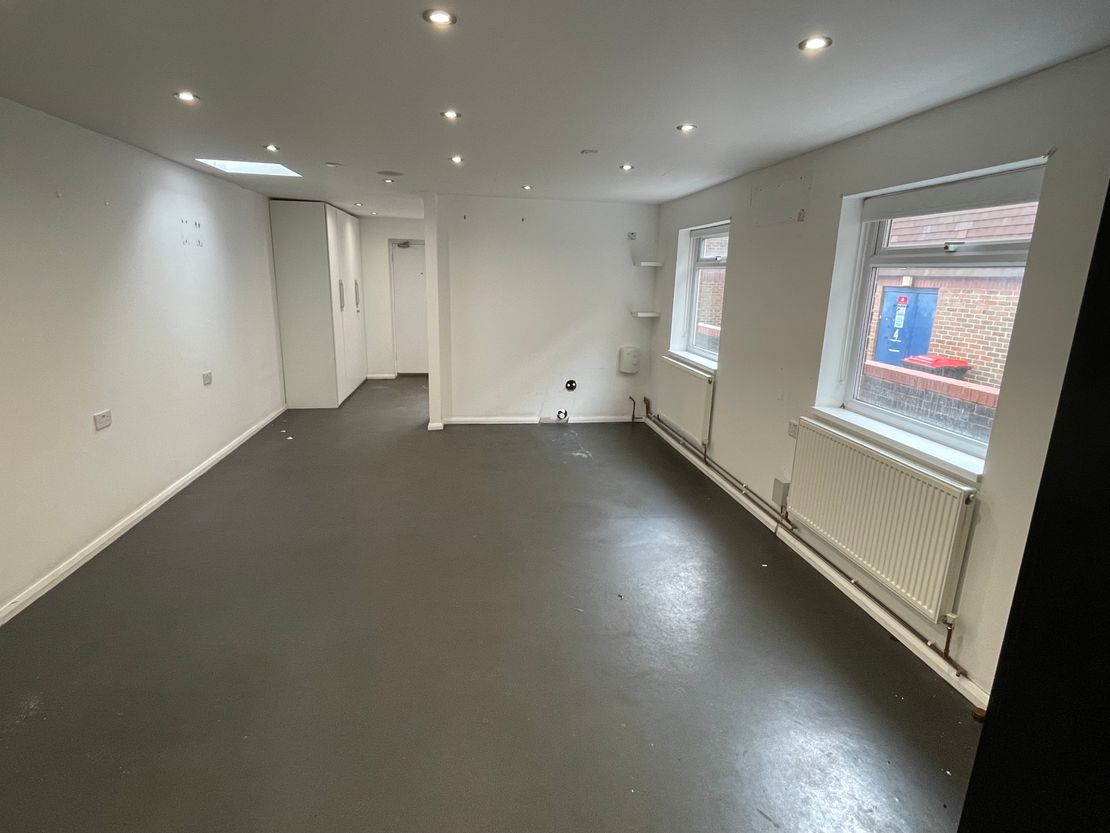 55b The Broadway, Thatcham, Berkshire, RG19 3HP