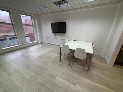Property Image for 20 King Street, Maidenhead, Berkshire, SL6 1EF