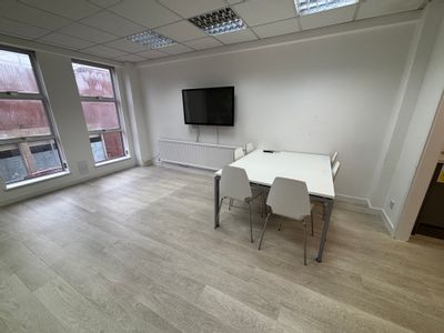 Property Image for 20 King Street, Maidenhead, Berkshire, SL6 1EF