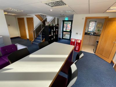Property Image for Unit 5, Beech Court, Hurst, Reading, Berkshire, RG10 0RQ