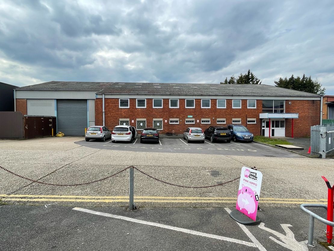 6 Bridgewater Close, Reading, Berkshire, RG30 1NS