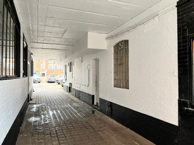 Property Image for 65 Queen Street, Maidenhead, Berkshire, SL6 1LT