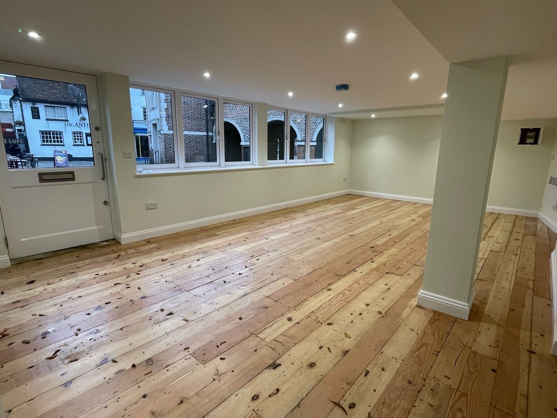 1-2 Cornmarket, High Wycombe, Buckinghamshire, HP11 2BW